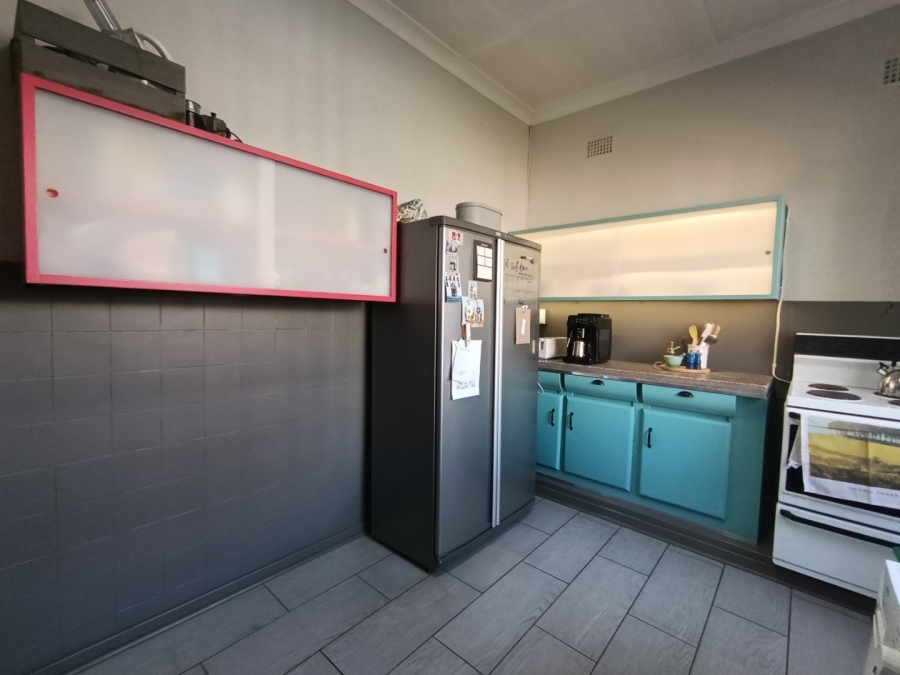 8 Bedroom Property for Sale in Melville Gauteng