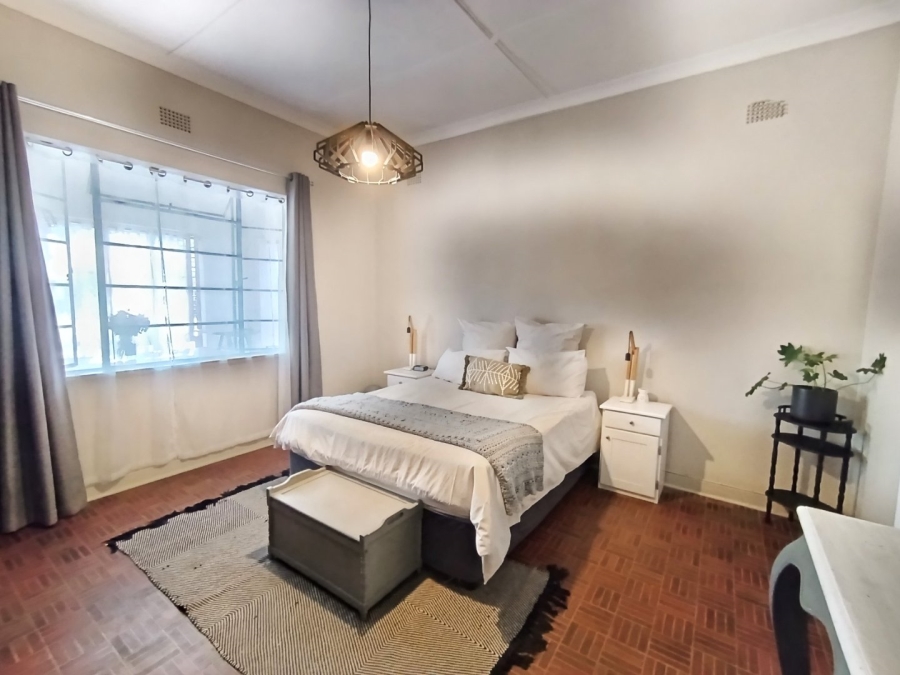 8 Bedroom Property for Sale in Melville Gauteng