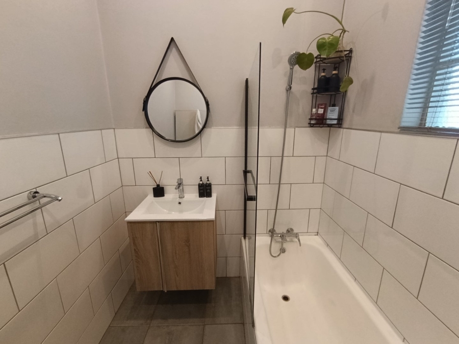 8 Bedroom Property for Sale in Melville Gauteng