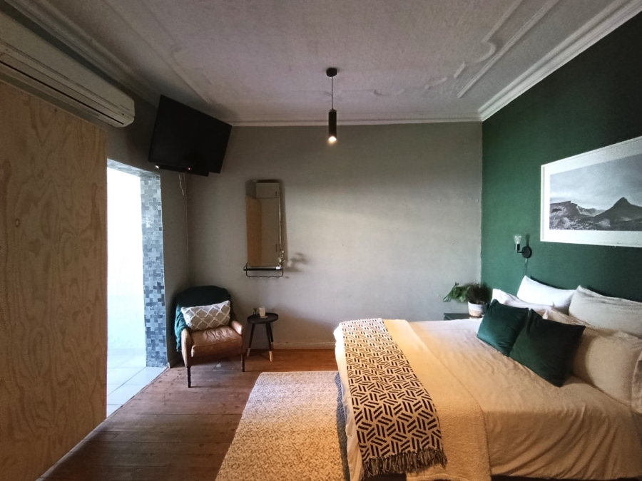 8 Bedroom Property for Sale in Melville Gauteng