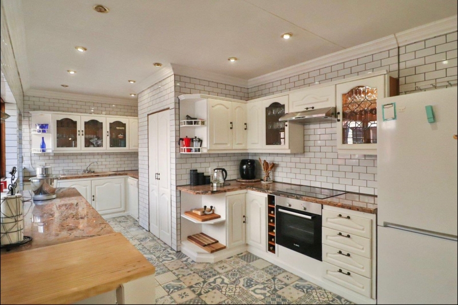 3 Bedroom Property for Sale in Bryanston Gauteng