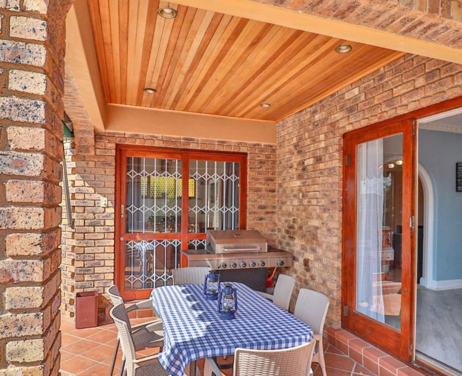 3 Bedroom Property for Sale in Bryanston Gauteng