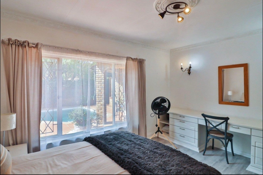 3 Bedroom Property for Sale in Bryanston Gauteng