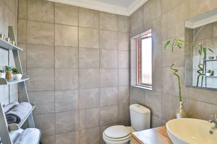 3 Bedroom Property for Sale in Bryanston Gauteng