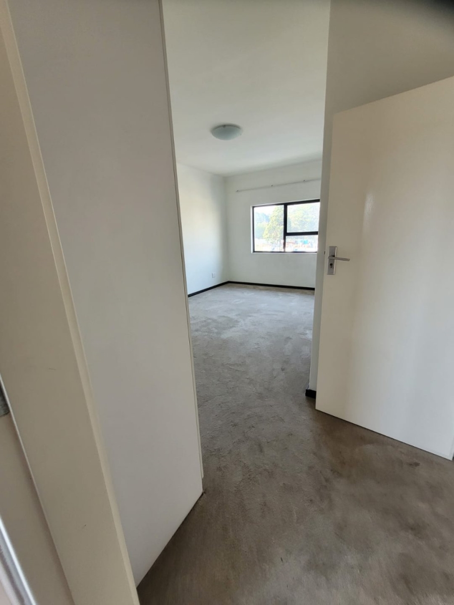 2 Bedroom Property for Sale in Lilianton Gauteng