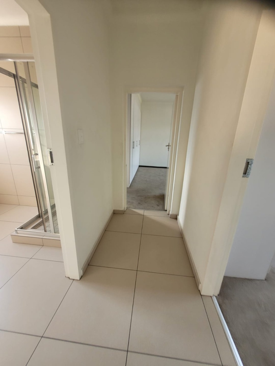 2 Bedroom Property for Sale in Lilianton Gauteng