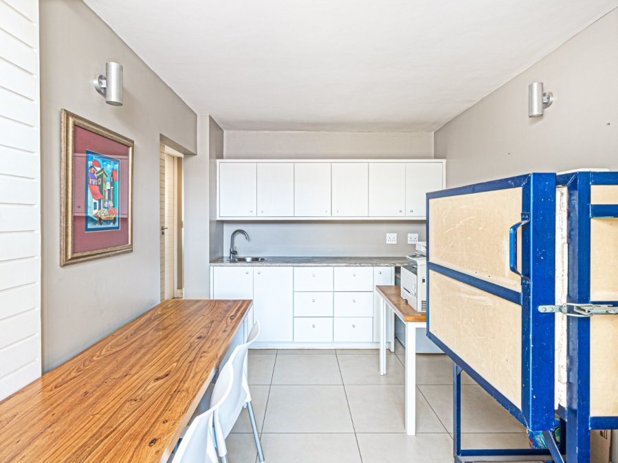 5 Bedroom Property for Sale in Copperleaf Estate Gauteng