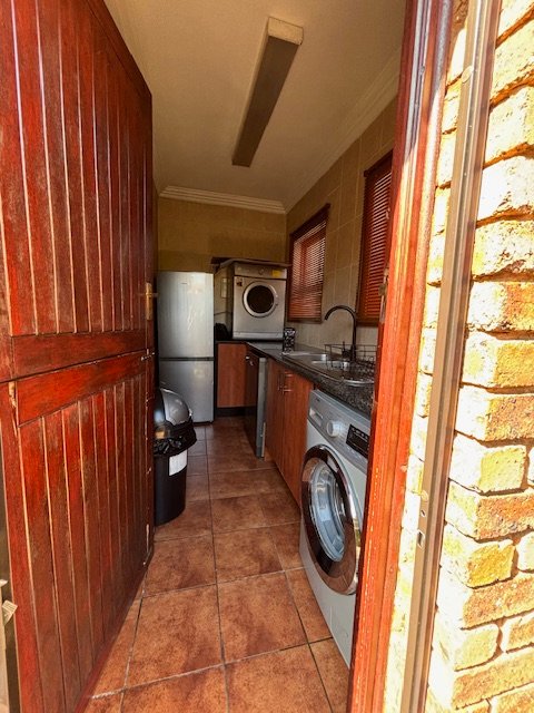 To Let 3 Bedroom Property for Rent in Bartlett Gauteng