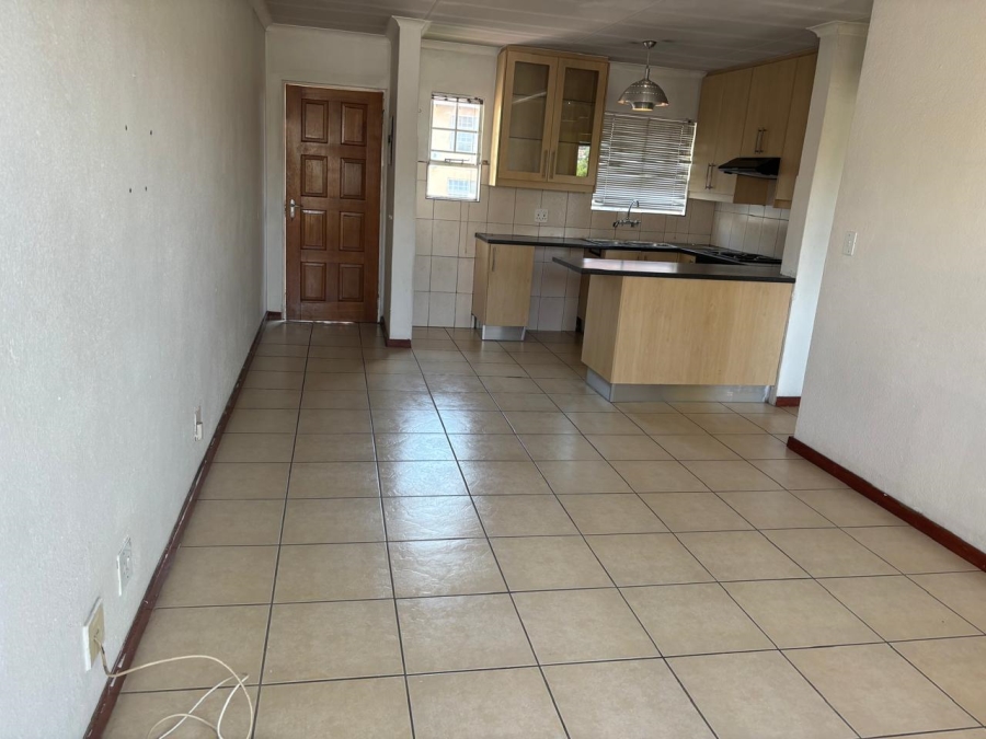 1 Bedroom Property for Sale in Vorna Valley Gauteng
