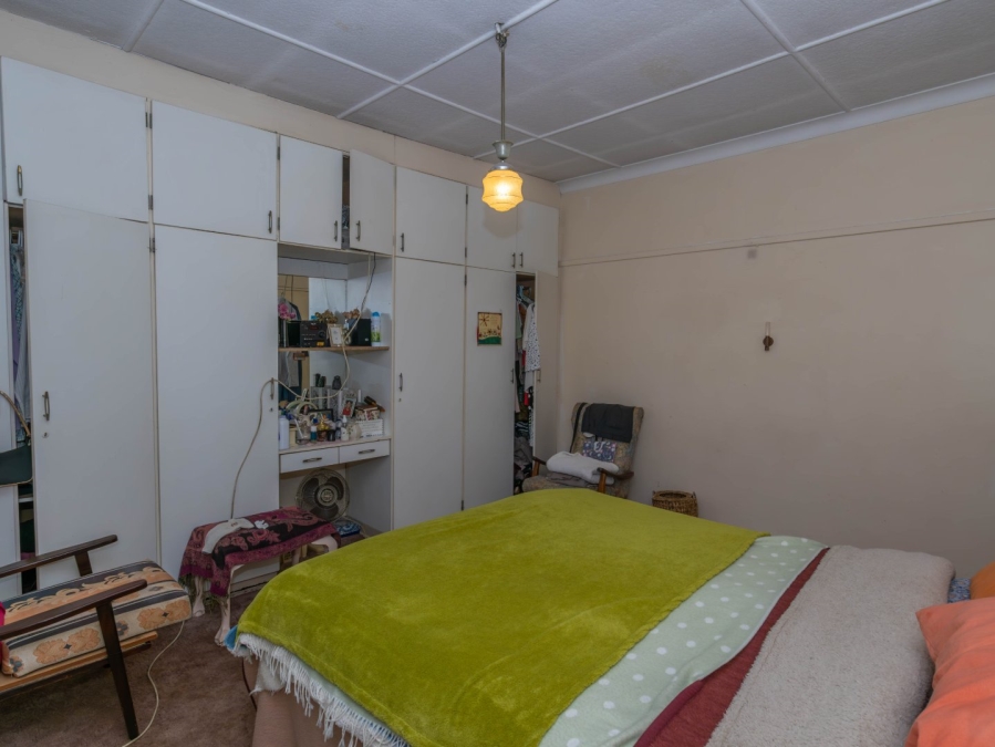 6 Bedroom Property for Sale in Edenvale Central Gauteng