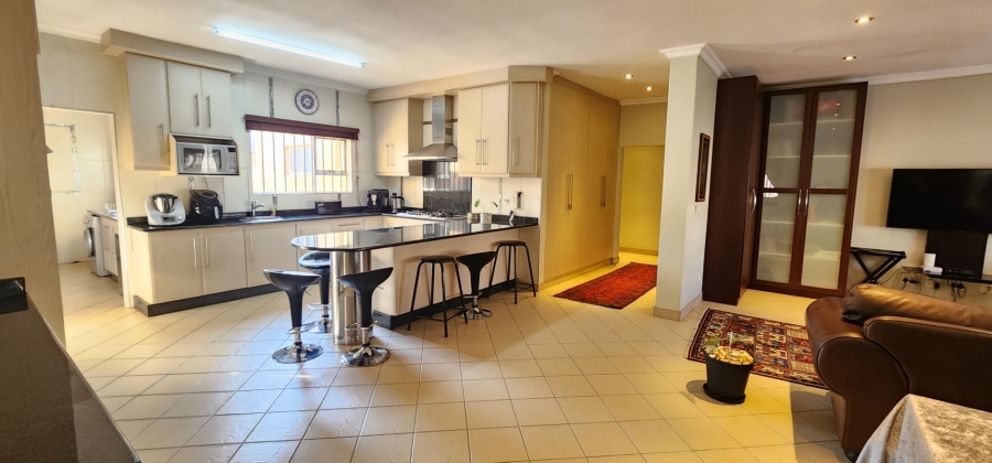 4 Bedroom Property for Sale in Erasmia Gauteng