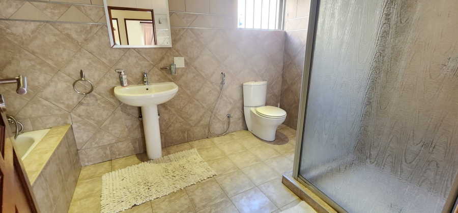 4 Bedroom Property for Sale in Erasmia Gauteng