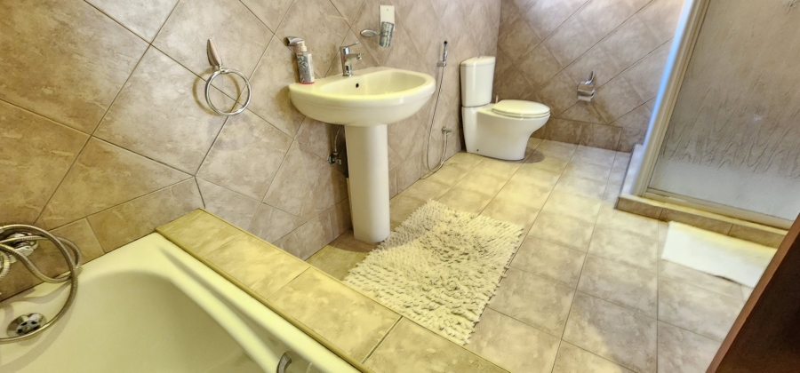 4 Bedroom Property for Sale in Erasmia Gauteng