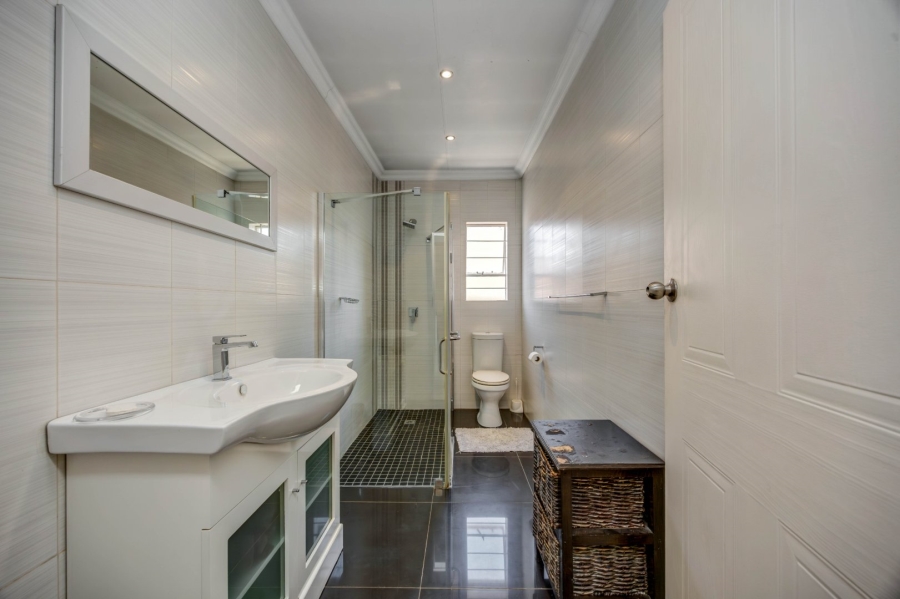  Bedroom Property for Sale in North Riding Gauteng