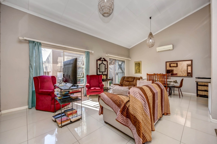  Bedroom Property for Sale in North Riding Gauteng