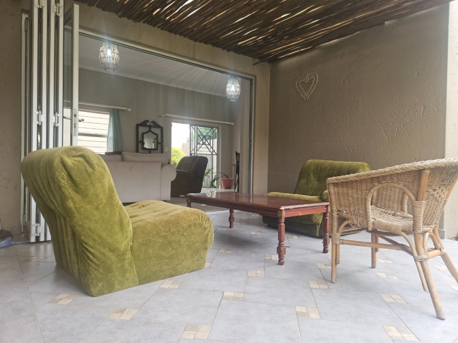  Bedroom Property for Sale in North Riding Gauteng