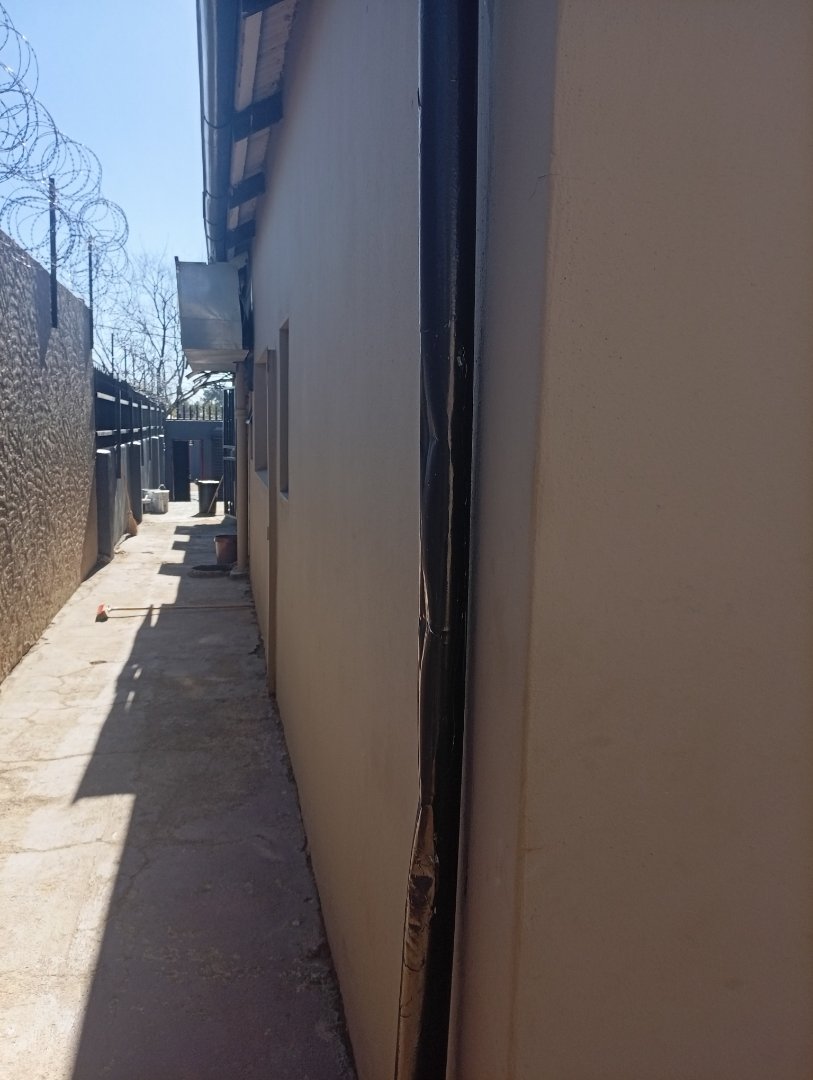 13 Bedroom Property for Sale in Brixton Gauteng