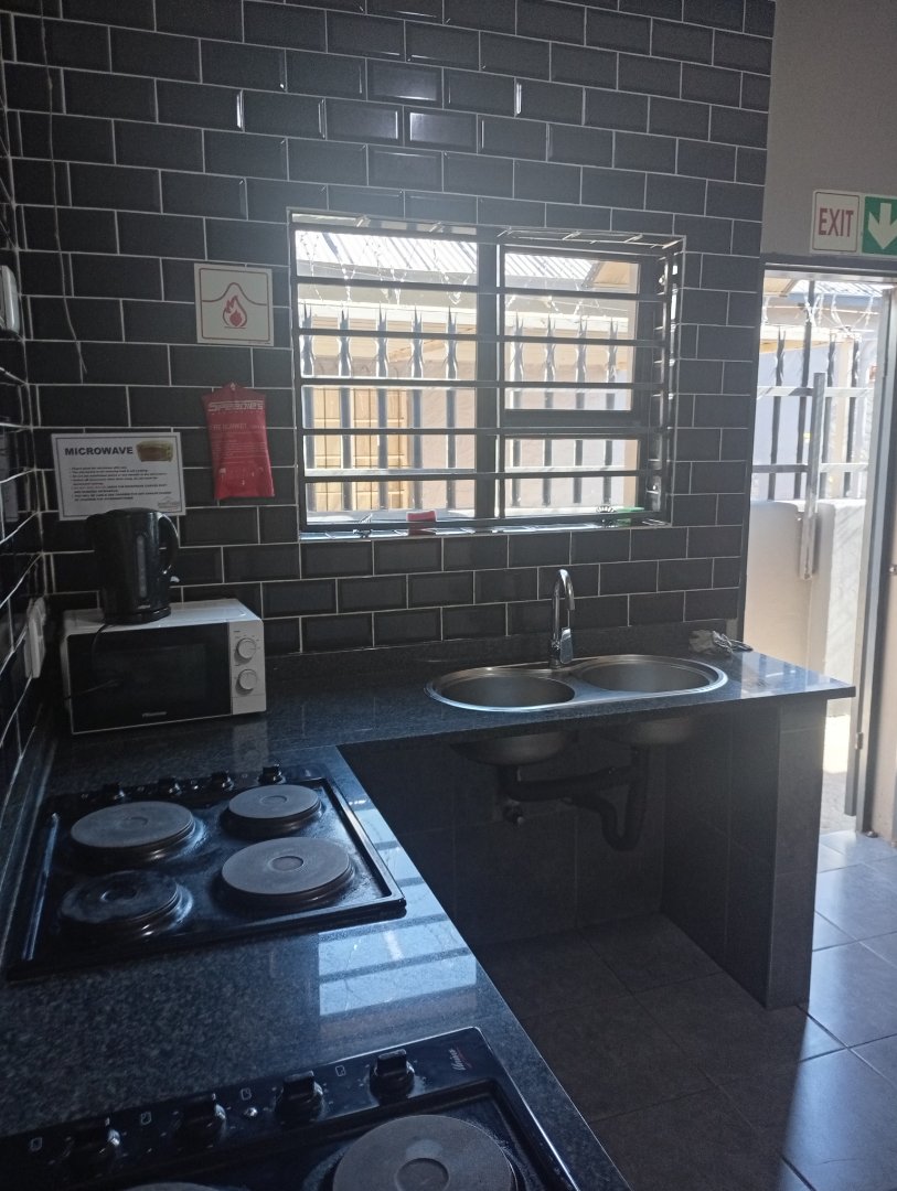 13 Bedroom Property for Sale in Brixton Gauteng