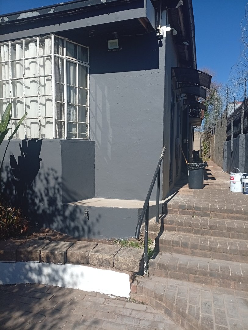 13 Bedroom Property for Sale in Brixton Gauteng