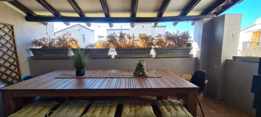 To Let 2 Bedroom Property for Rent in Morningside Gauteng