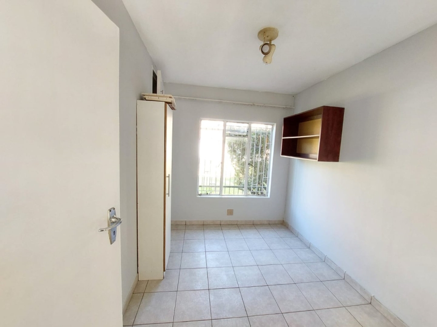 To Let 2 Bedroom Property for Rent in Clubview Gauteng