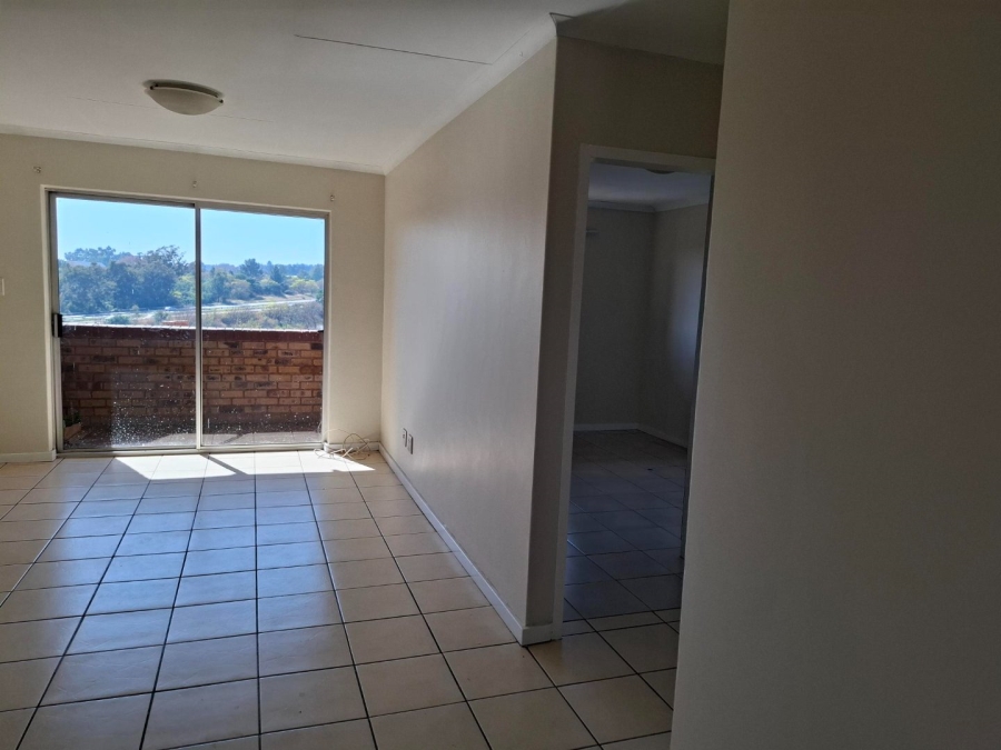 2 Bedroom Property for Sale in Zwartkop Gauteng