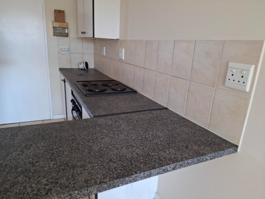 2 Bedroom Property for Sale in Zwartkop Gauteng