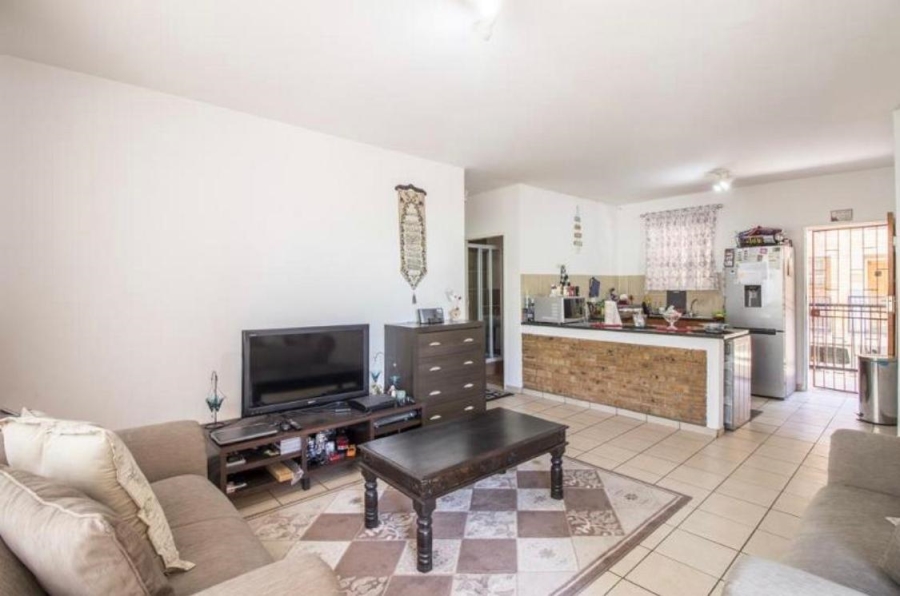 2 Bedroom Property for Sale in Florida Gauteng