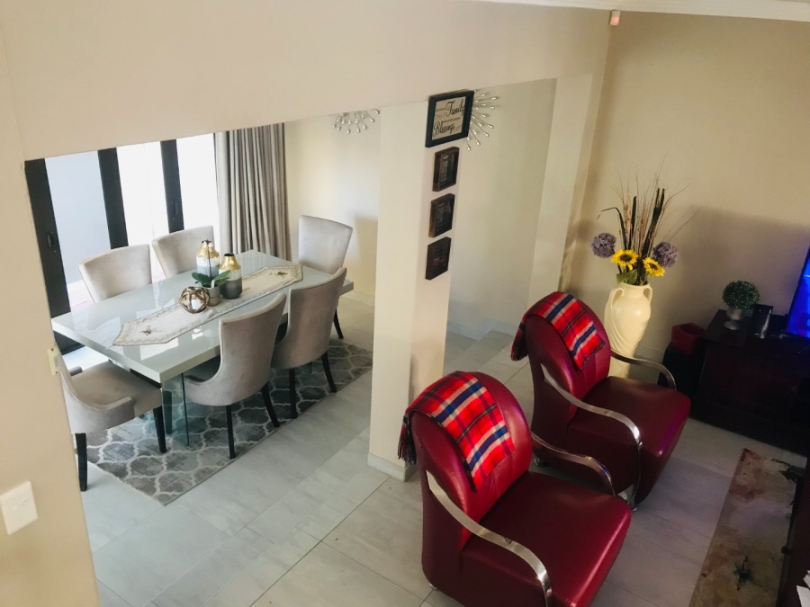 3 Bedroom Property for Sale in Azaadville Gardens Gauteng