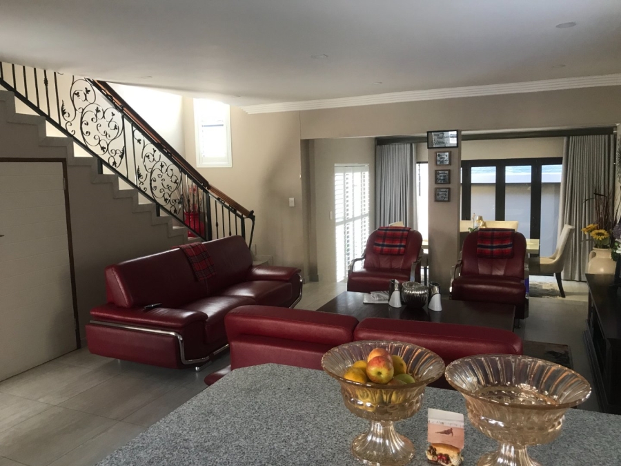3 Bedroom Property for Sale in Azaadville Gardens Gauteng
