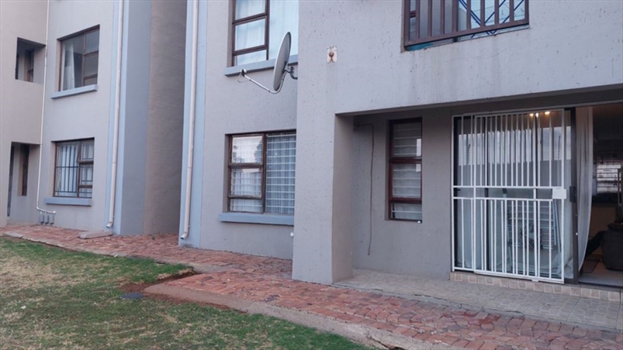 2 Bedroom Property for Sale in Eveleigh Gauteng