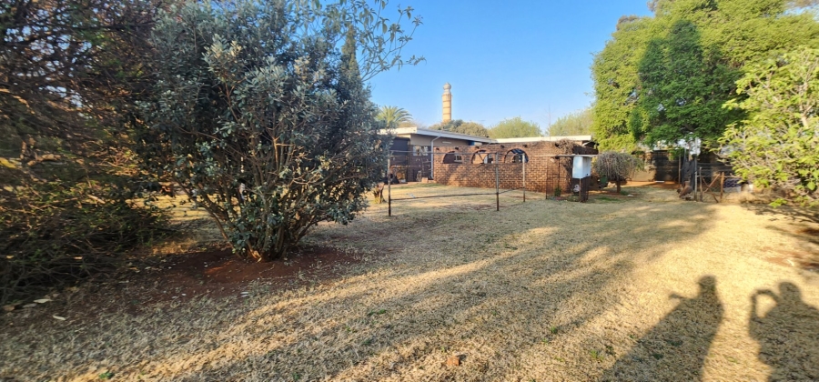 5 Bedroom Property for Sale in Erasmia Gauteng