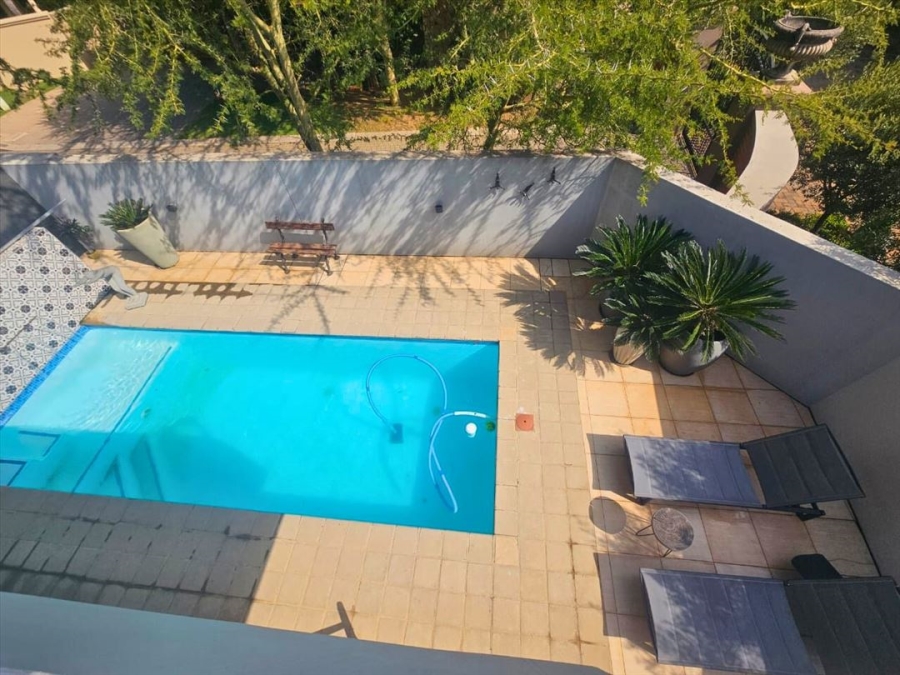 4 Bedroom Property for Sale in Glen Marais Gauteng