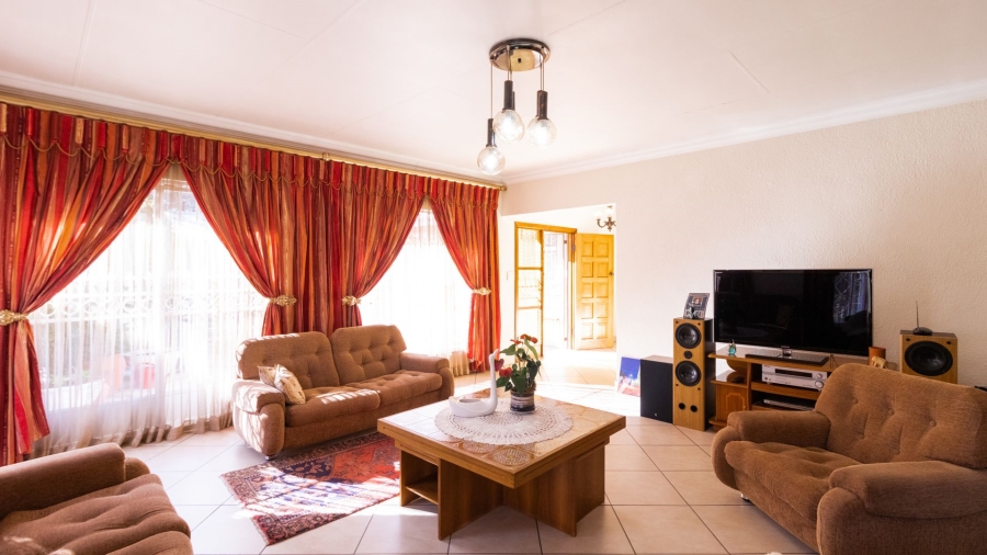 3 Bedroom Property for Sale in Van Riebeeck Park Gauteng