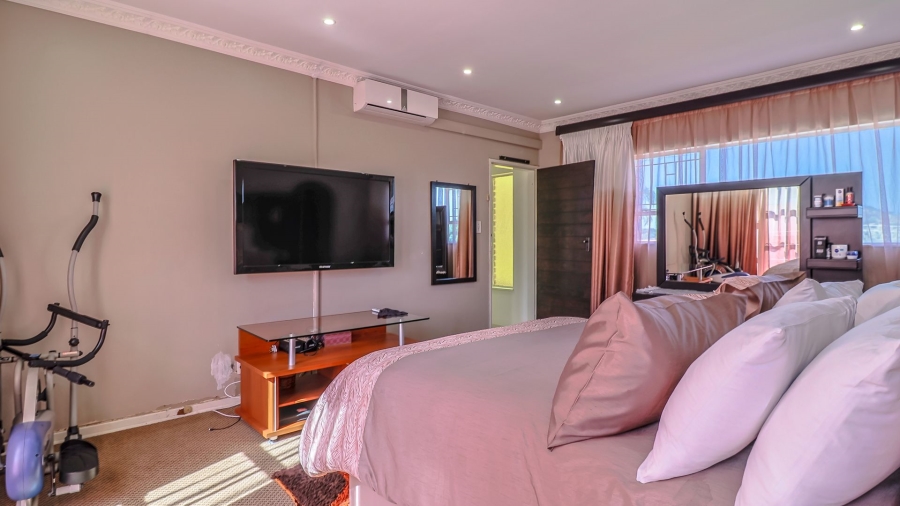3 Bedroom Property for Sale in Suideroord Gauteng