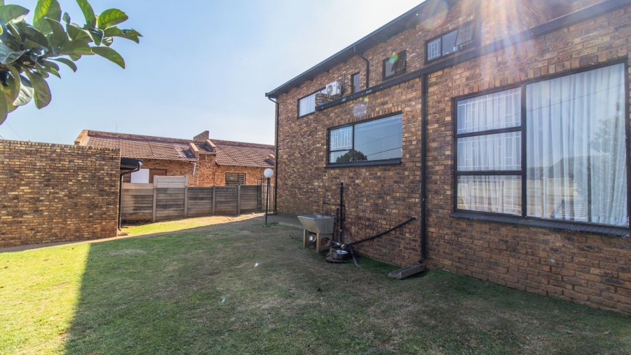 3 Bedroom Property for Sale in Suideroord Gauteng