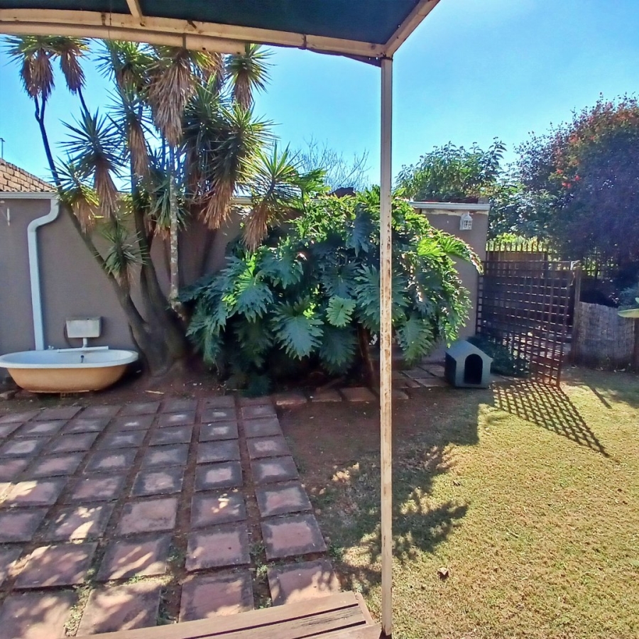 2 Bedroom Property for Sale in Primrose East Gauteng