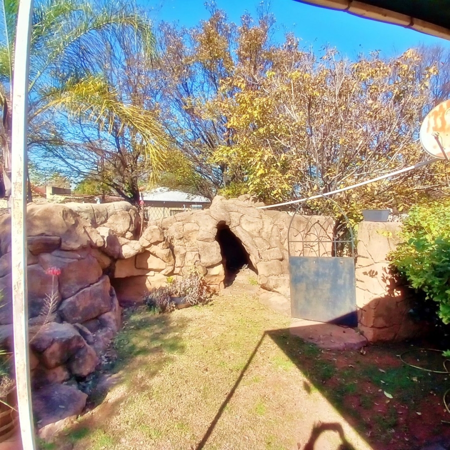 2 Bedroom Property for Sale in Primrose East Gauteng