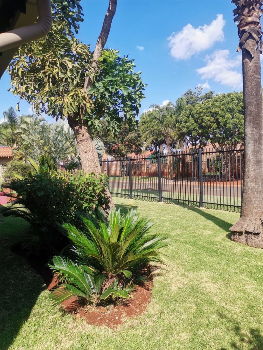 3 Bedroom Property for Sale in Hesteapark Gauteng