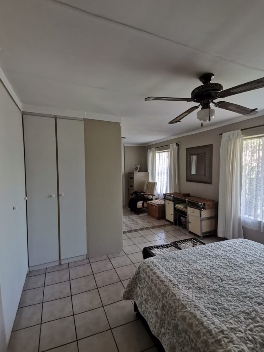 3 Bedroom Property for Sale in Hesteapark Gauteng