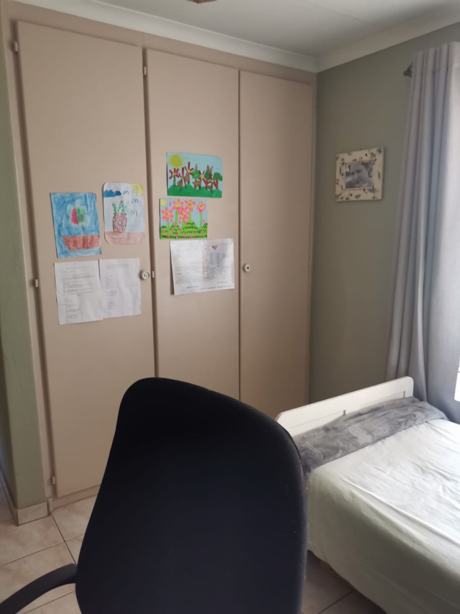 3 Bedroom Property for Sale in Hesteapark Gauteng