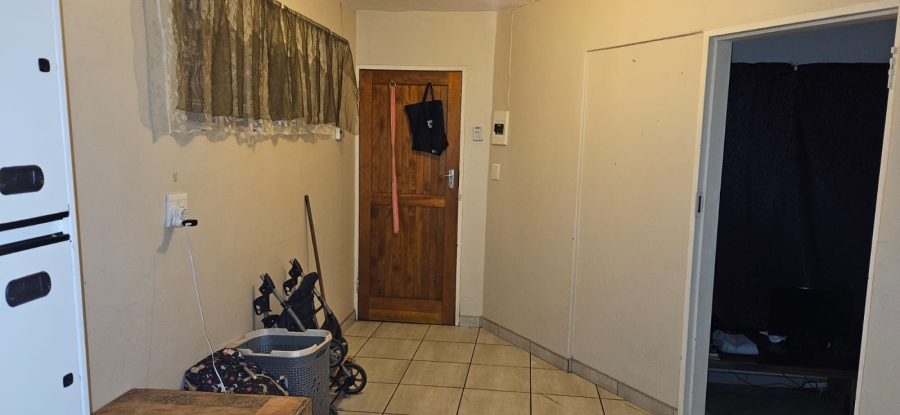 To Let 1 Bedroom Property for Rent in Witfield Gauteng