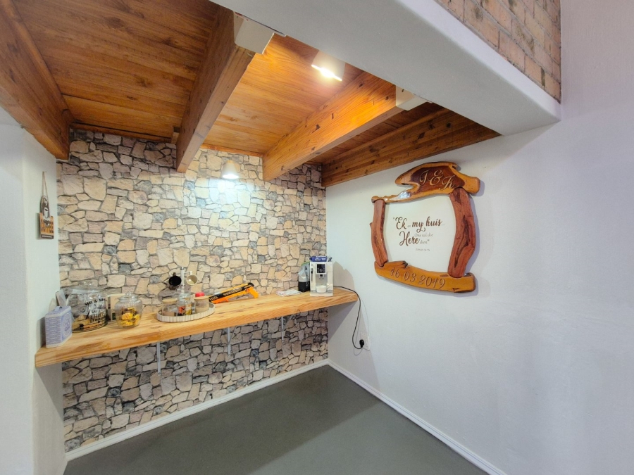 4 Bedroom Property for Sale in Vanderbijlpark SW 5 Gauteng