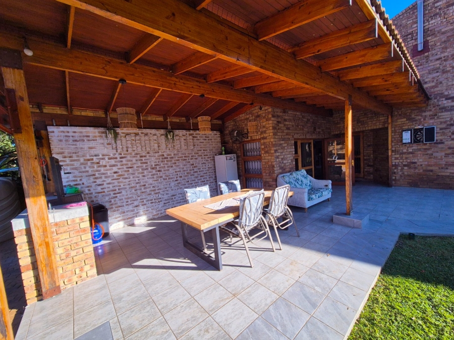 4 Bedroom Property for Sale in Vanderbijlpark SW 5 Gauteng