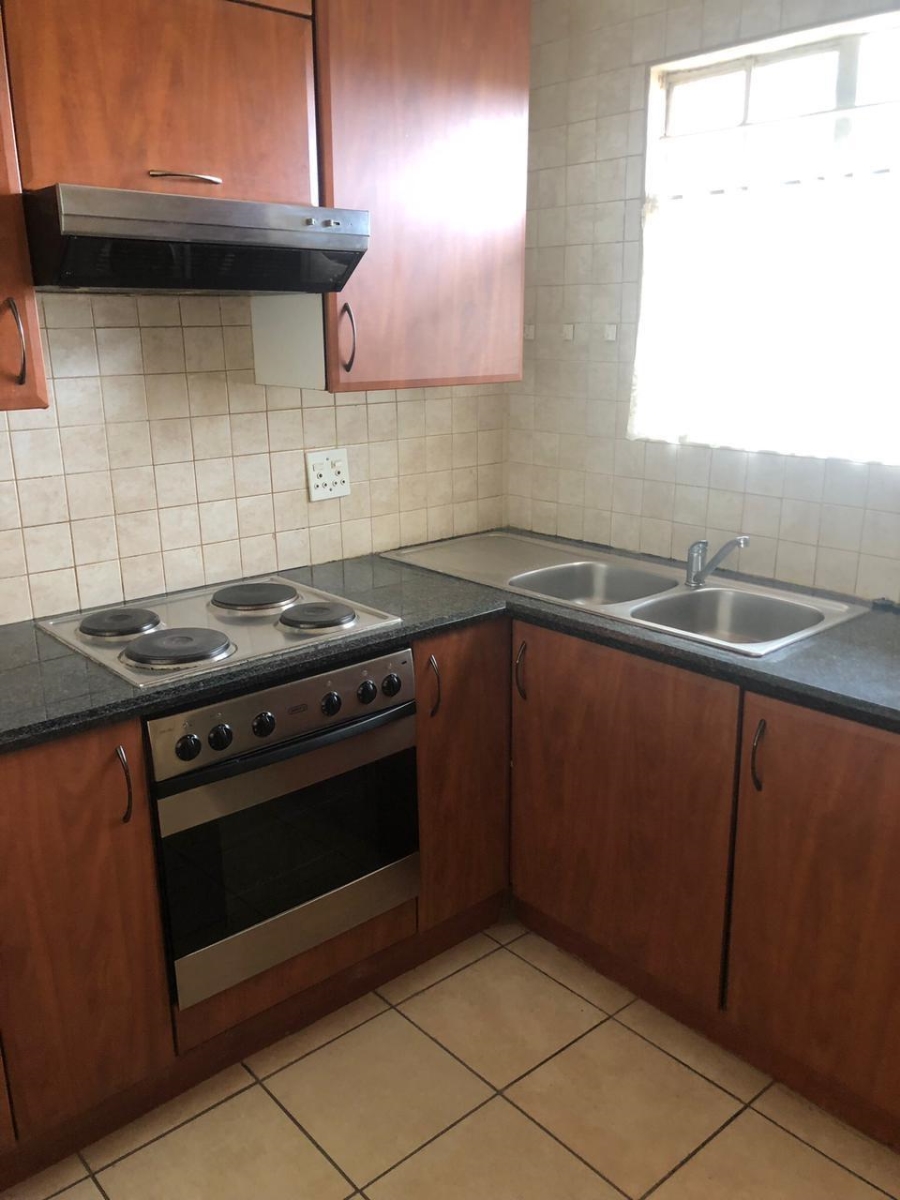 To Let 3 Bedroom Property for Rent in Bartlett Gauteng