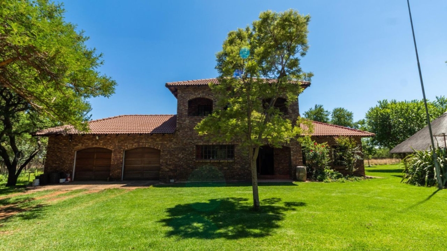 4 Bedroom Property for Sale in Pretoria North Gauteng