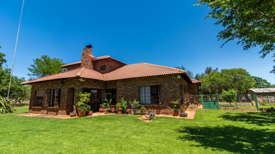 4 Bedroom Property for Sale in Pretoria North Gauteng
