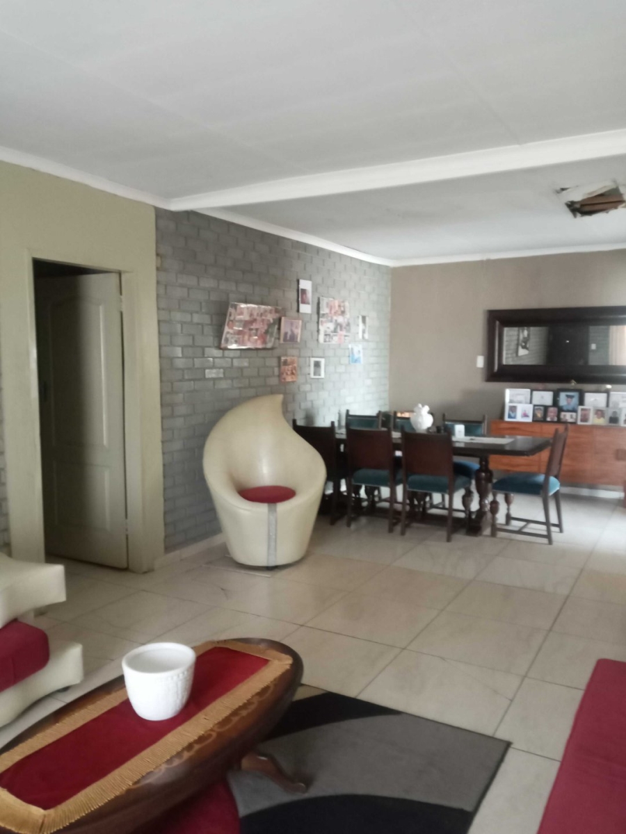 3 Bedroom Property for Sale in Nelsonia Gauteng