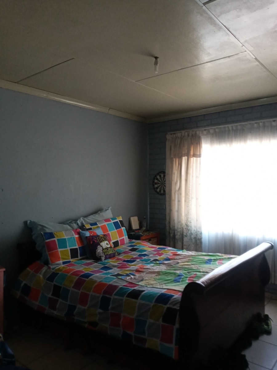 3 Bedroom Property for Sale in Nelsonia Gauteng
