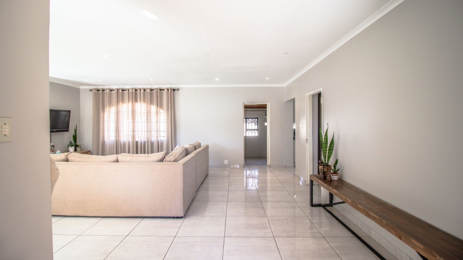 3 Bedroom Property for Sale in Highway Gardens Gauteng